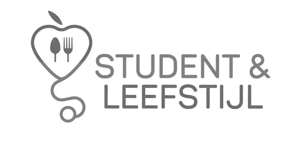 Logo Student en Leefstijl. Student en Leefstijl wilt ervoor zorgen dat toekomstige artsen preventieve en curatieve voeding- en leefstijlinterventies in de spreekkamer gaan inzetten als onderdeel van de behandeling én preventie van klachten en ziekten. Daarnaast willen zij dat (toekomstige) artsen zich (meer) bewust worden van hun rol in individuele en maatschappelijke leefstijlverandering en hierbij ook hun eigen leefstijl in acht nemen.